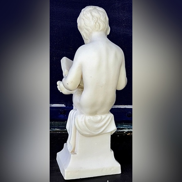 Vintage Ground Stone STUDIOUS YOUNG BOY Reading Book Figural Statue Figurine - Picture 2 of 10